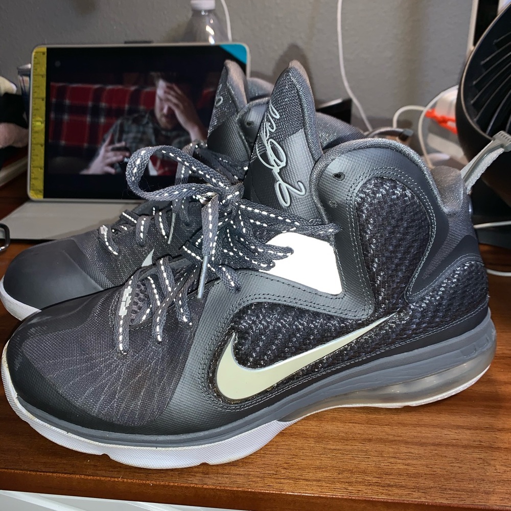 The LeBron 9 Cool Grey Basketball Shoes